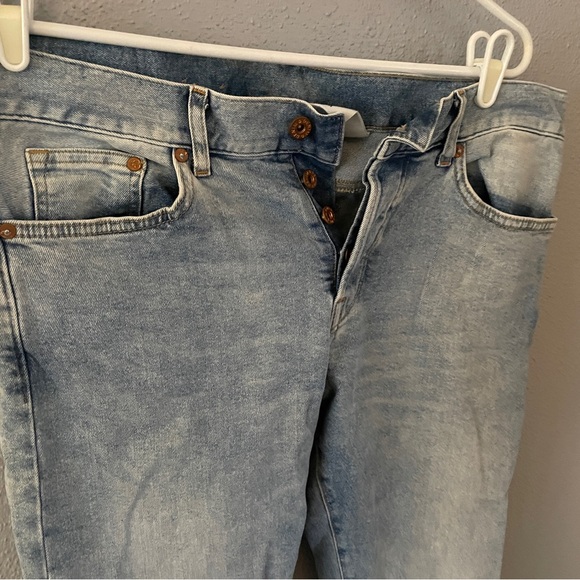 H&M Light Wash Low Waist Slim Jeans Men’s Size 32/32 - Picture 3 of 6